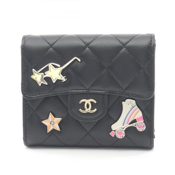 CHANEL Black Lambskin Leather Wallet - Picture 1 of 9